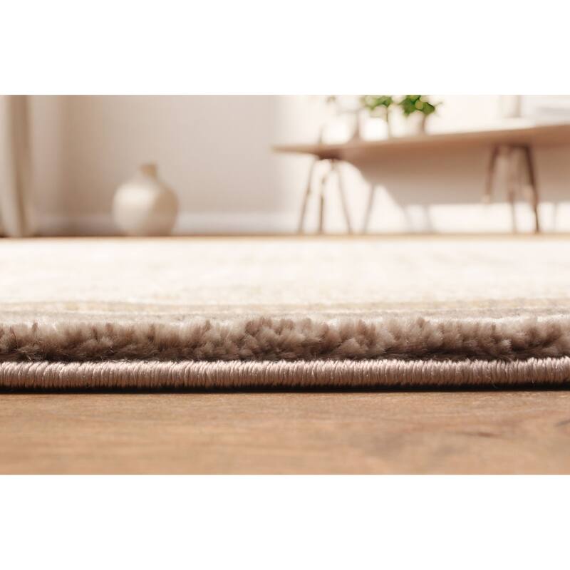 ECARPETGALLERY Machine Made Ramona Tan Area Rug
