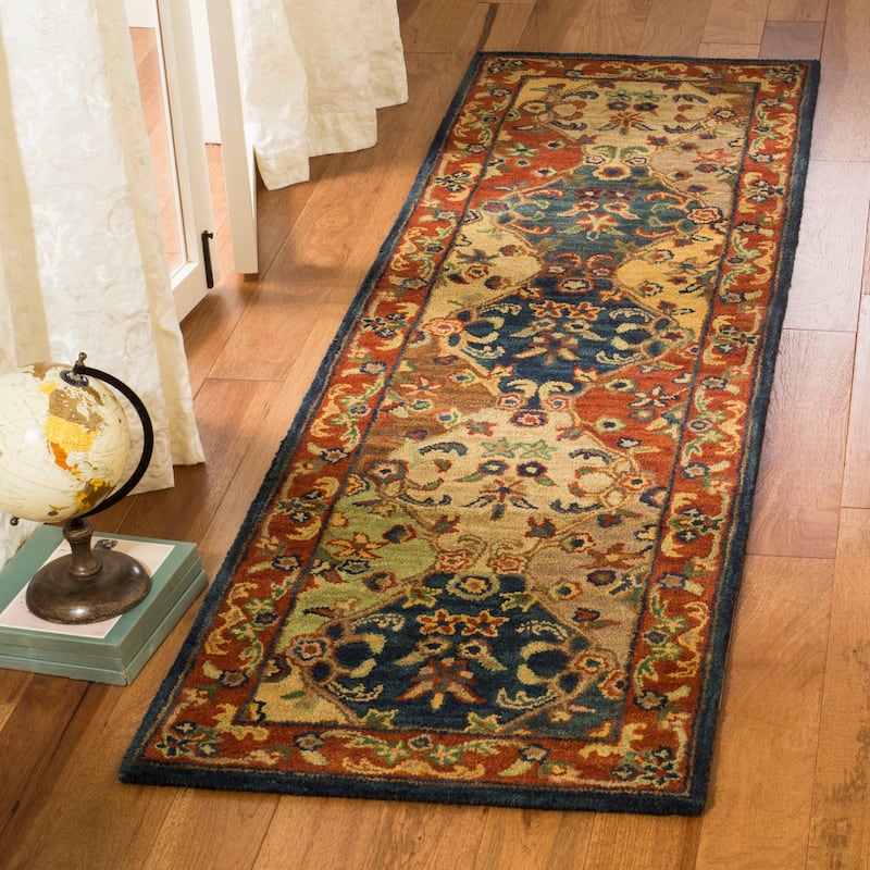 SAFAVIEH Handmade Heritage Reptilian Traditional Oriental Wool Rug - 2'3" x 6' Runner - Beige/Burgundy
