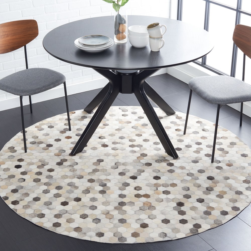 SAFAVIEH Handmade Studio Leather Nadia Modern Leather Rug