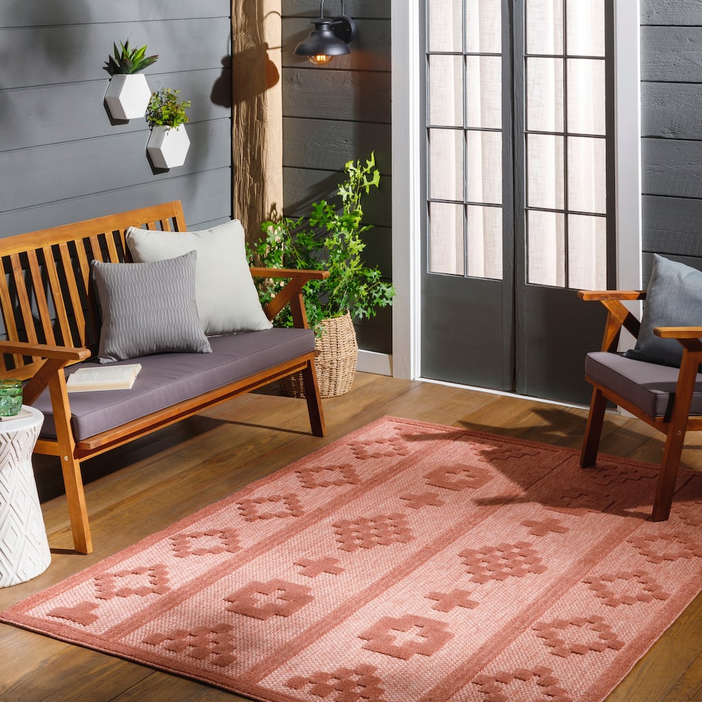 Livabliss San Diego Indoor/ Outdoor Geometric Area Rug