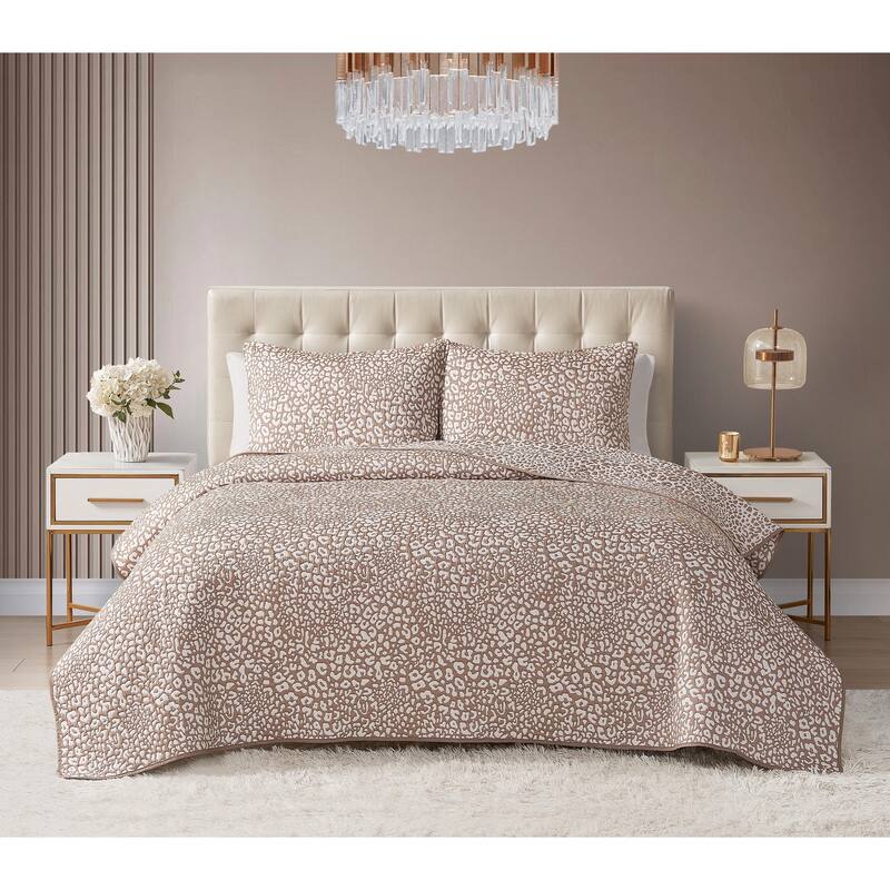DESIGN STUDIO Leopard Cocoa 3-Piece All-Season Soft Woven Matelasse Jacquard Reversible Cotton Blend Quilt Set - King