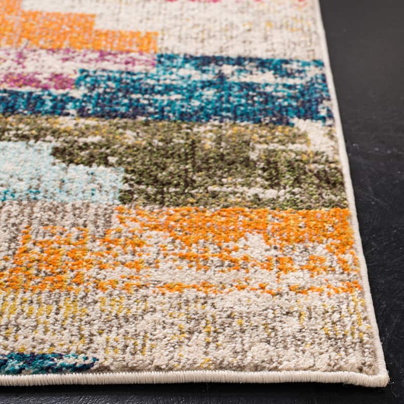 SAFAVIEH Madison Jocelyn Boho Distressed Rug