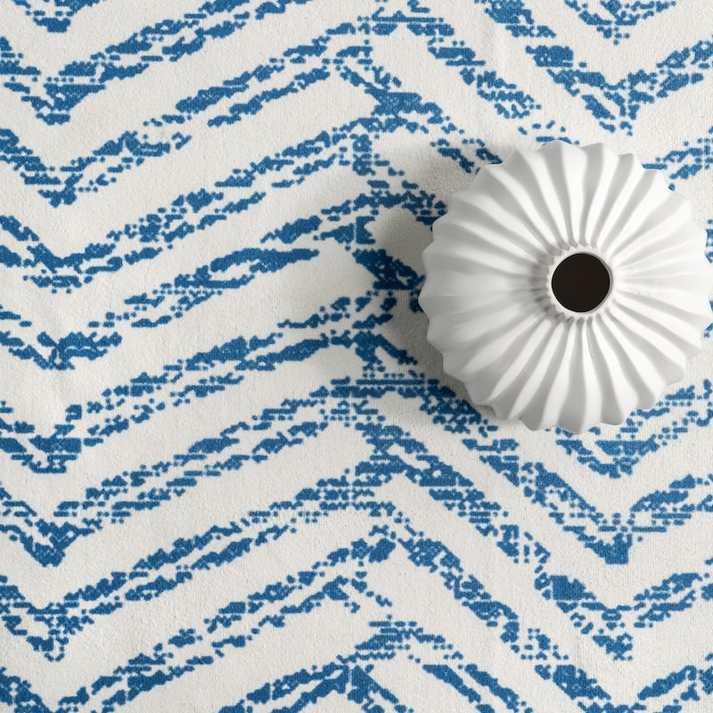 Nuloom Rosanne SpinClean Machine Washable Geometric Area Rug