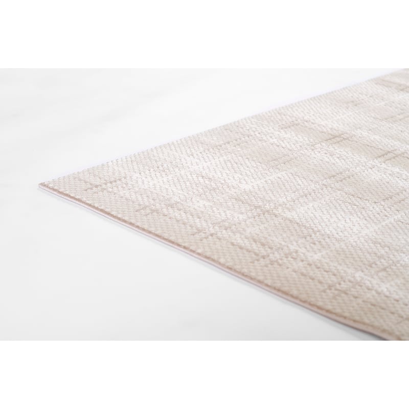 Momeni Talia Polyester Blend Geometric Area Rug