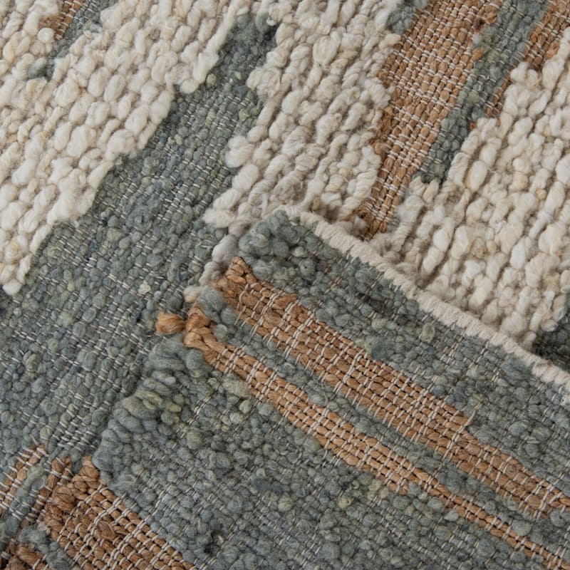 Alora Decor Southwesteren Hand-woven Geometric Grey Rug