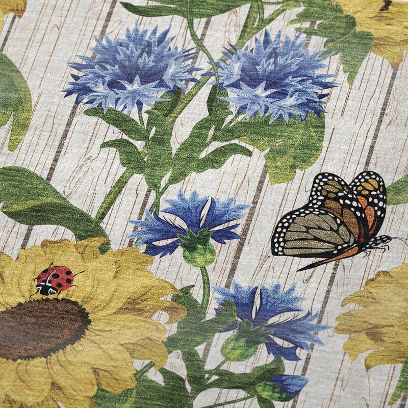 HomeRoots 50" X 70" Ivory And Yellow Sunflower Floral Microfiber Plush Throw Blanket