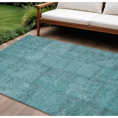 HomeRoots Patchwork Transitional Rectangle Outdoor Rug