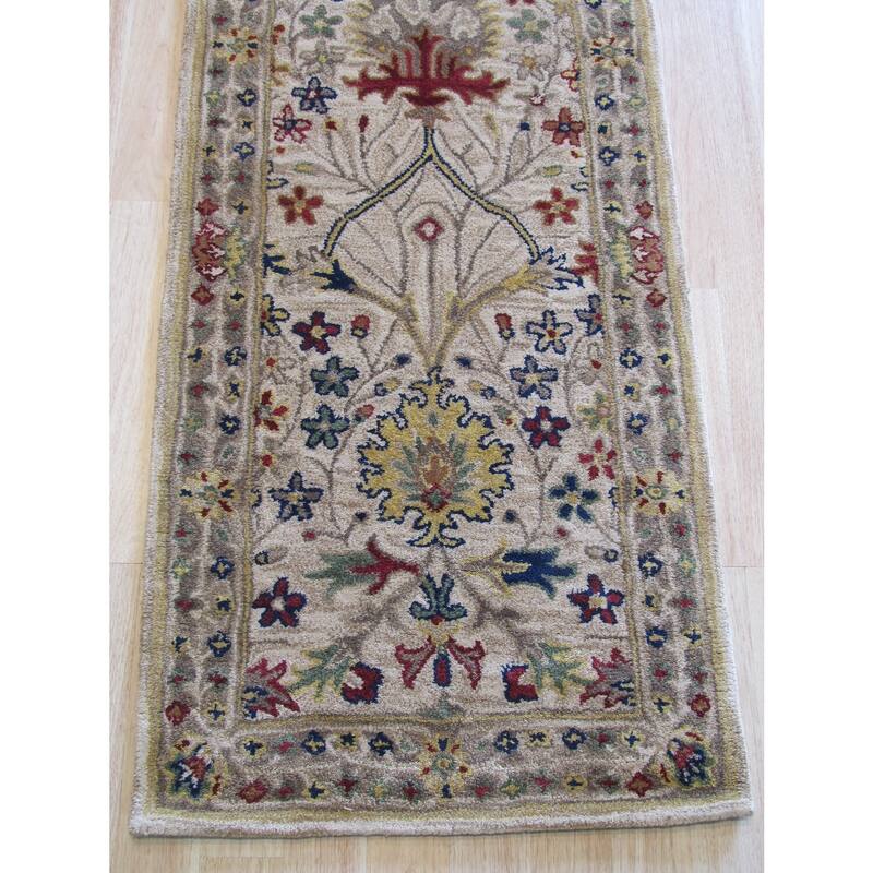 Ivory Hand-Tufted Wool Traditional Morris Rug, 2'6 x 10', Timeless Soft Floor Covering - L