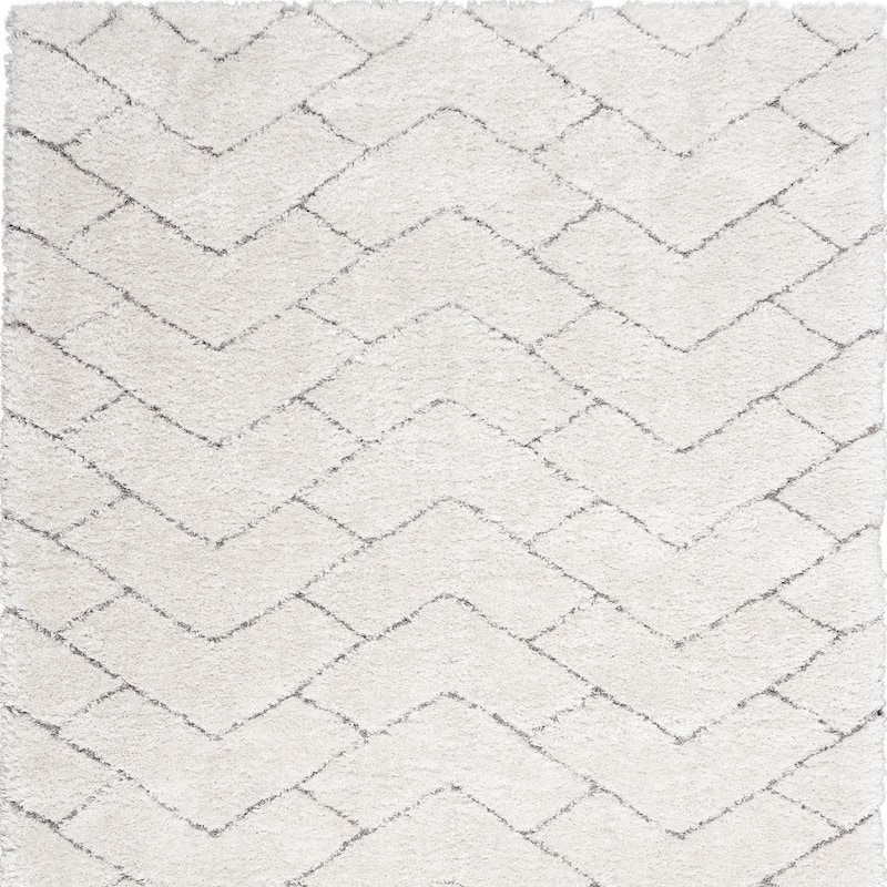 Fitel Power Loomed Modern Stain Resistant Soft Area Rug By HomeRoots - 72' X '48' X '1.58