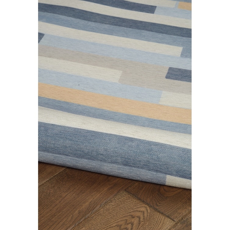 Indoor/Outdoor Water Resistant Pompano Blue & Ivory Washable Area Rug Washable Area Rug - 2' x 3'