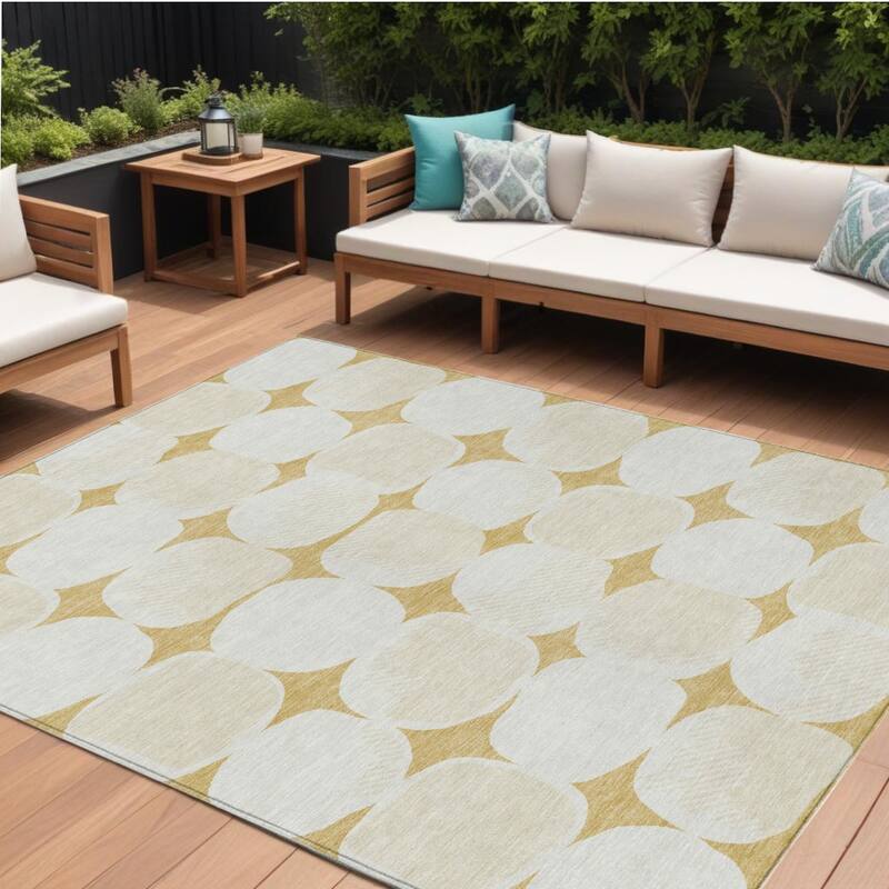 HomeRoots Abstract Transitional Rectangle Outdoor Rug - 10' X 14'