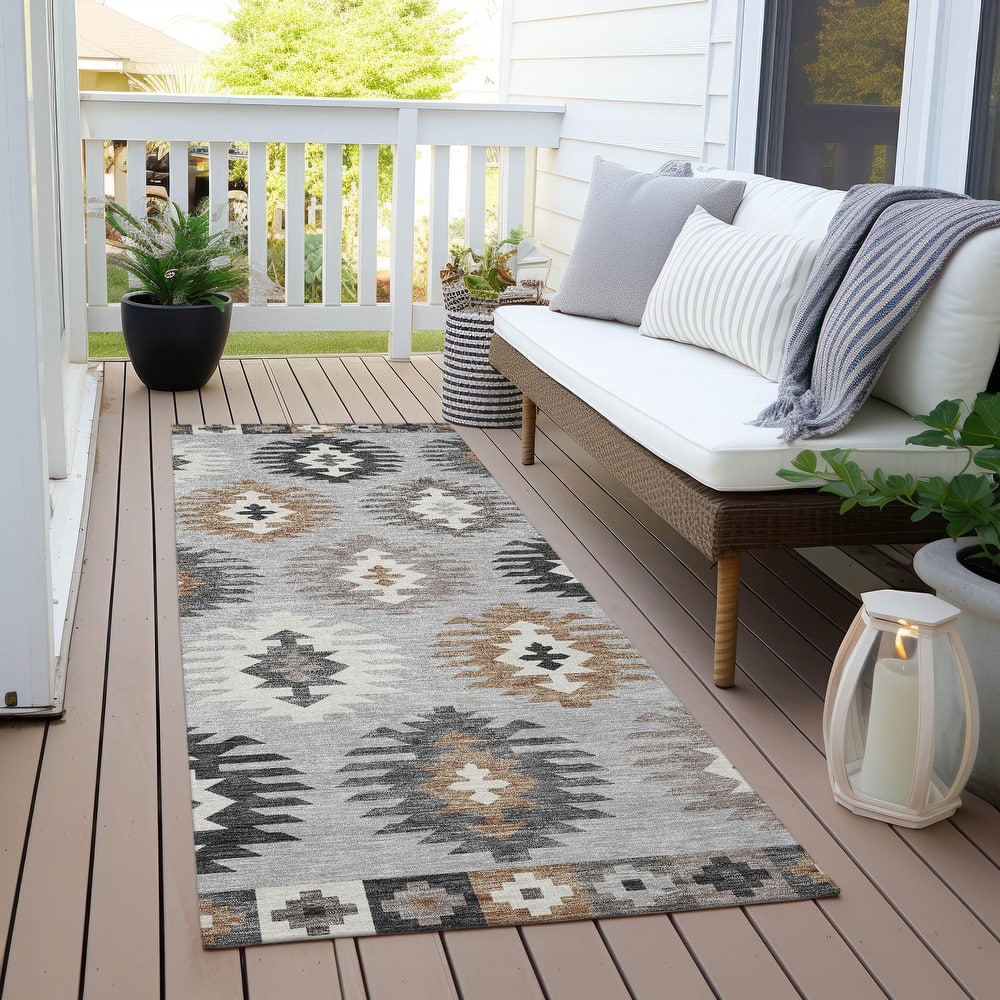 Machine Washable Indoor/ Outdoor Boho Tribal Chantille Rug