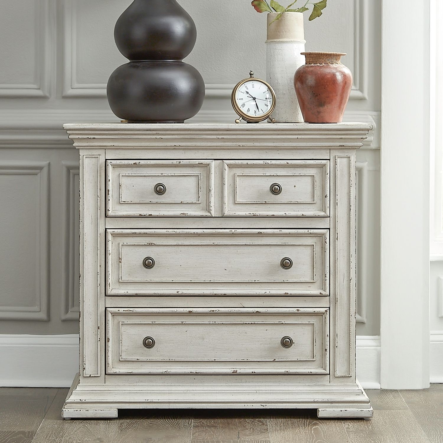 Liberty Furniture Big Valley Bedroom Bedside Chest with Charging Station Whitestone