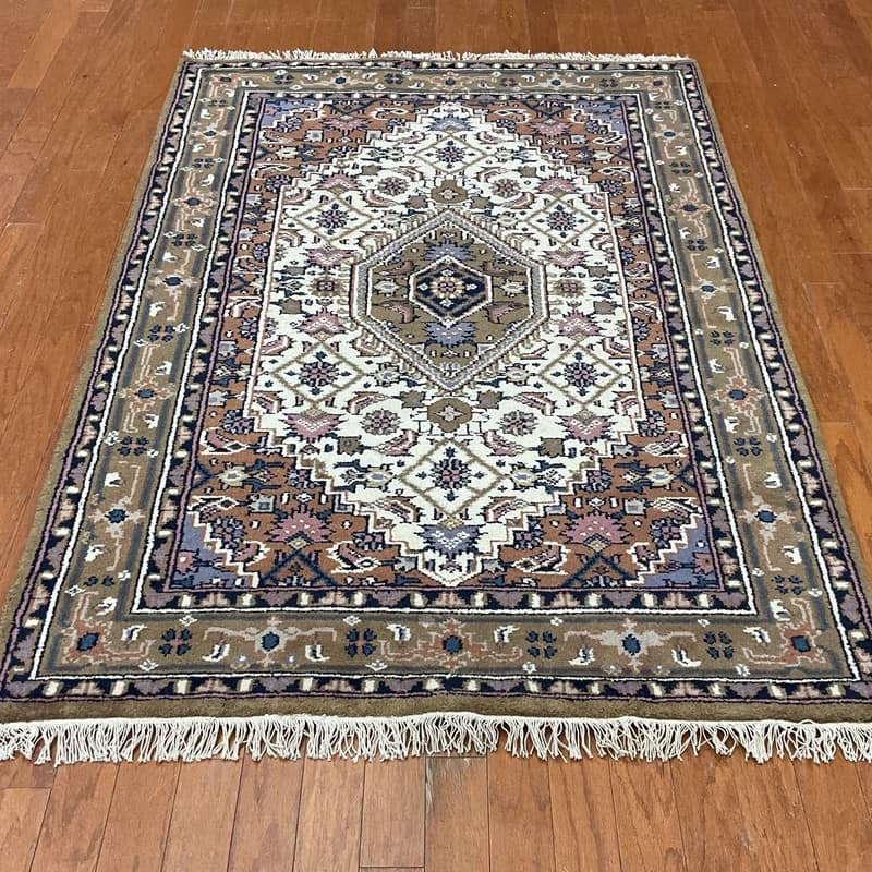 HERAT ORIENTAL Hand-knotted Medallion Bidjar Wool Rug - 4x6 - Ivory