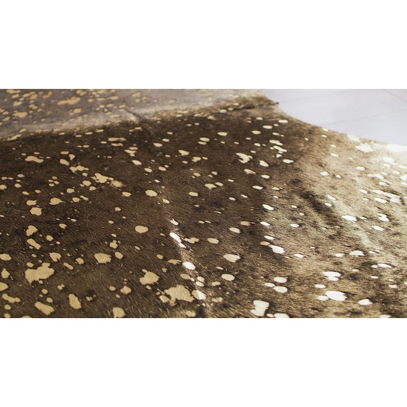 Handmade Vail Moonstone Cowhide Leather Area Rug - 7' x 7'4"