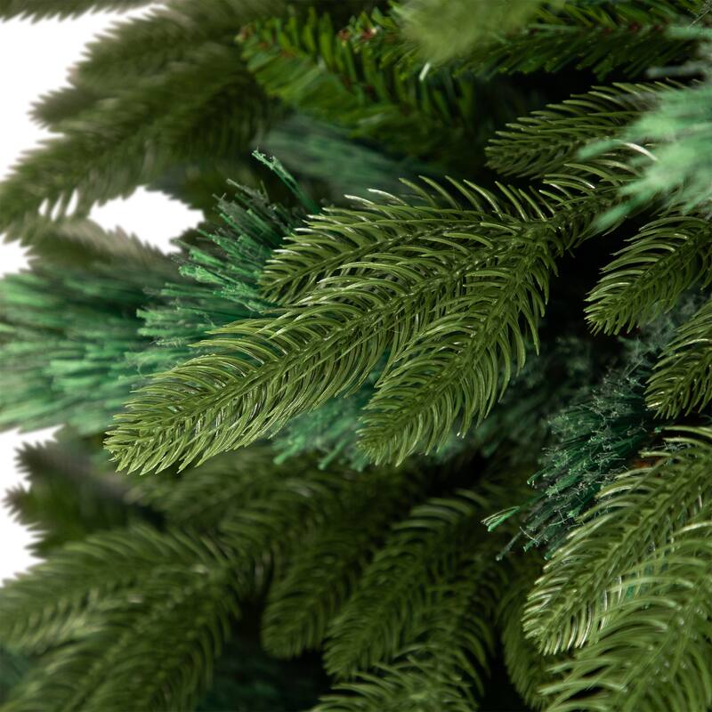 Calloway Fir Full Artificial Christmas Tree - 6.5' -Unlit - 6.5 Foot