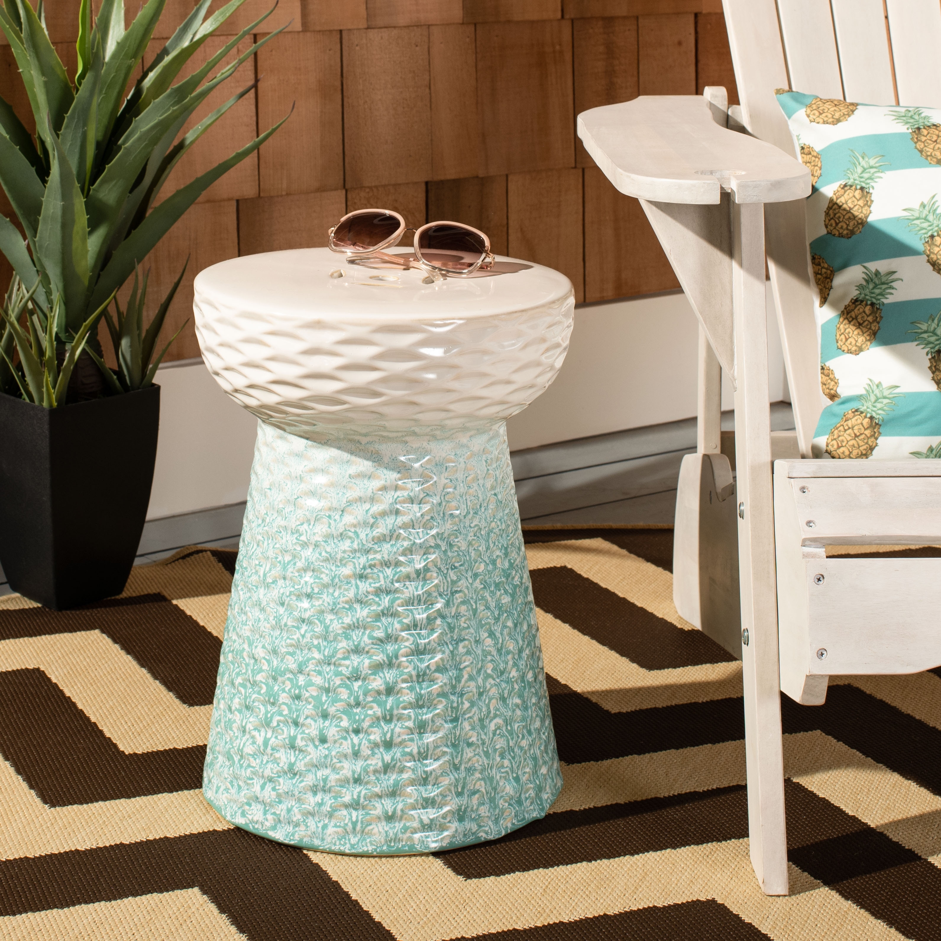 Safavieh daphne top garden stool