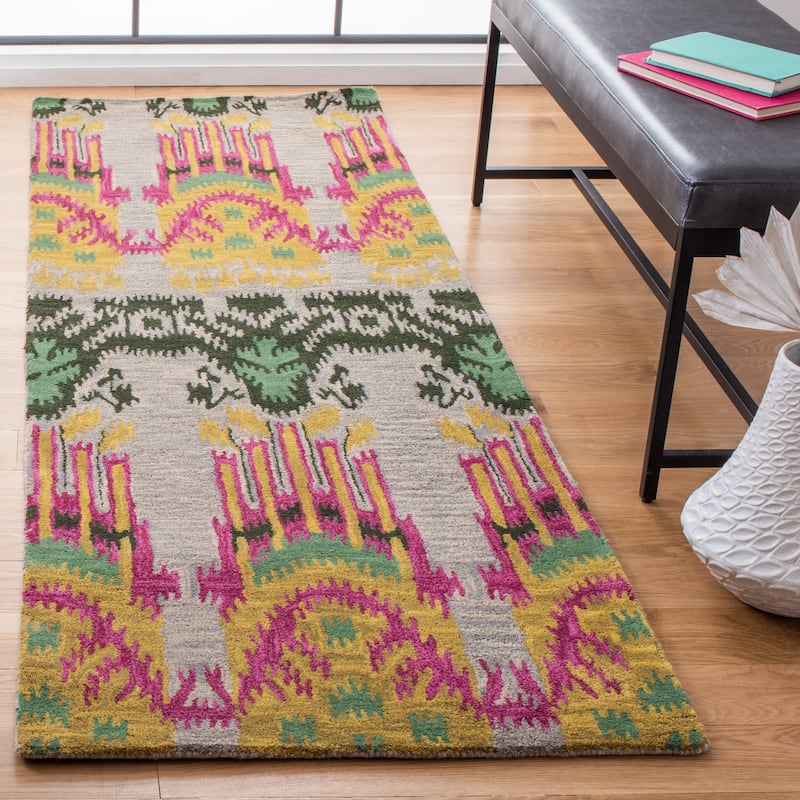 SAFAVIEH Handmade Ikat Audna Modern Wool Rug