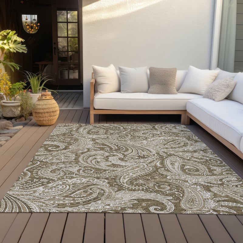 Machine Washable Indoor/ Outdoor Chantille Traditional Paisley Rug