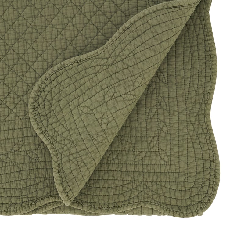 Elegant Quilted Table Runner - 16"x72"