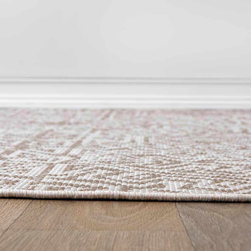 World Rug Gallery Contemporary Geometric Indoor/Outdoor Area Rug