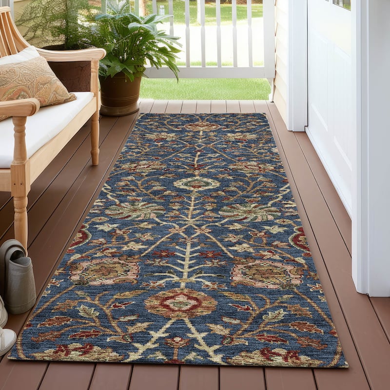 Machine Washable Indoor/ Outdoor Traditional Kashan Chantille Rug