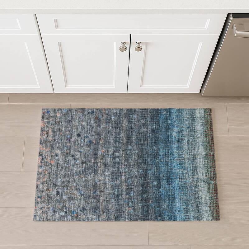 Machine Washable Indoor/ Outdoor Abstract Ombre Chantille Rug