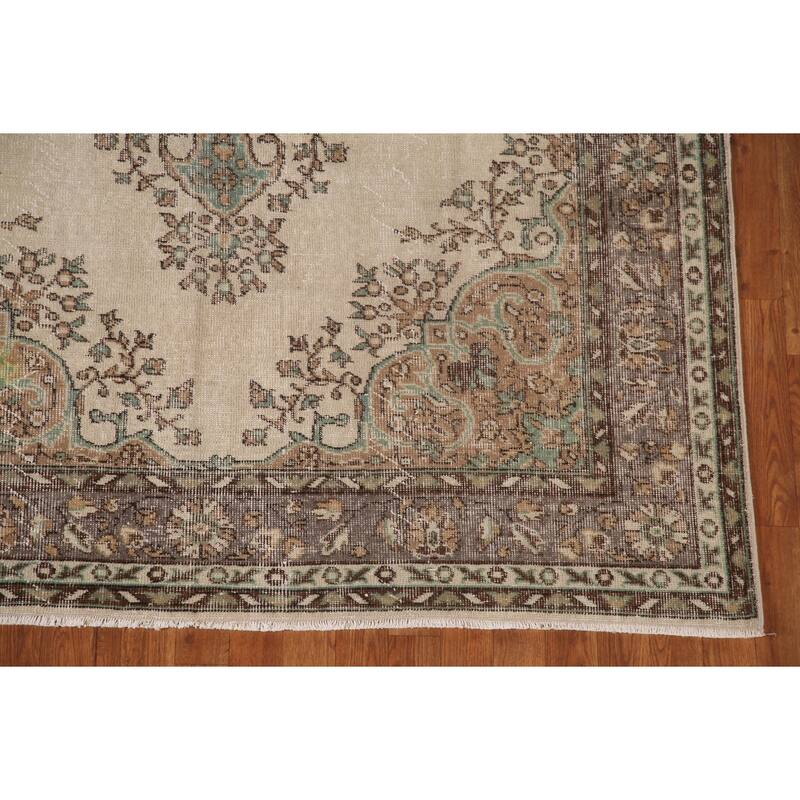Floral Anatolian Distressed Turkish Vintage Handmade Wool Carpet - 5'9"x 9'0"