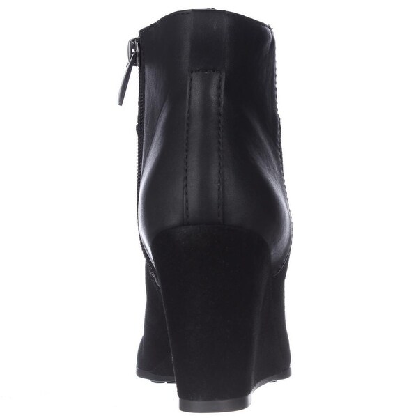 tahari ankle boots