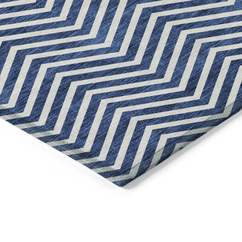 HomeRoots Chevron Transitional Rectangle Outdoor Rug