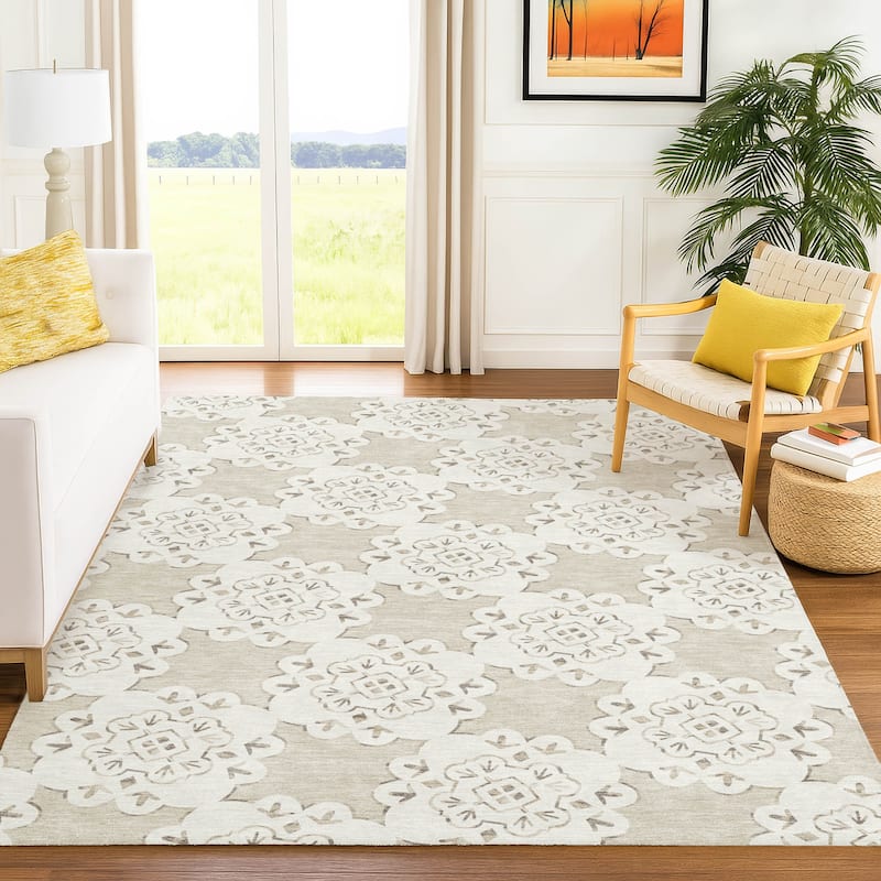 Machine Washable Indoor/ Outdoor Global Motif Chantille Rug
