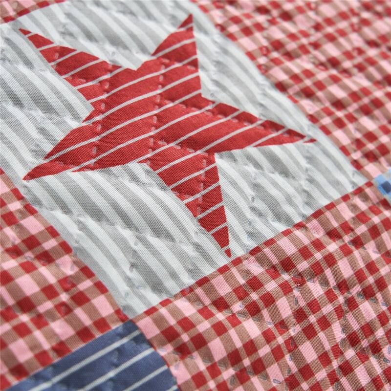 European Floral Quilt Set