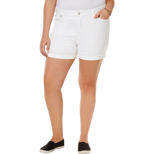 Celebrity pink 5 inch shorts deals