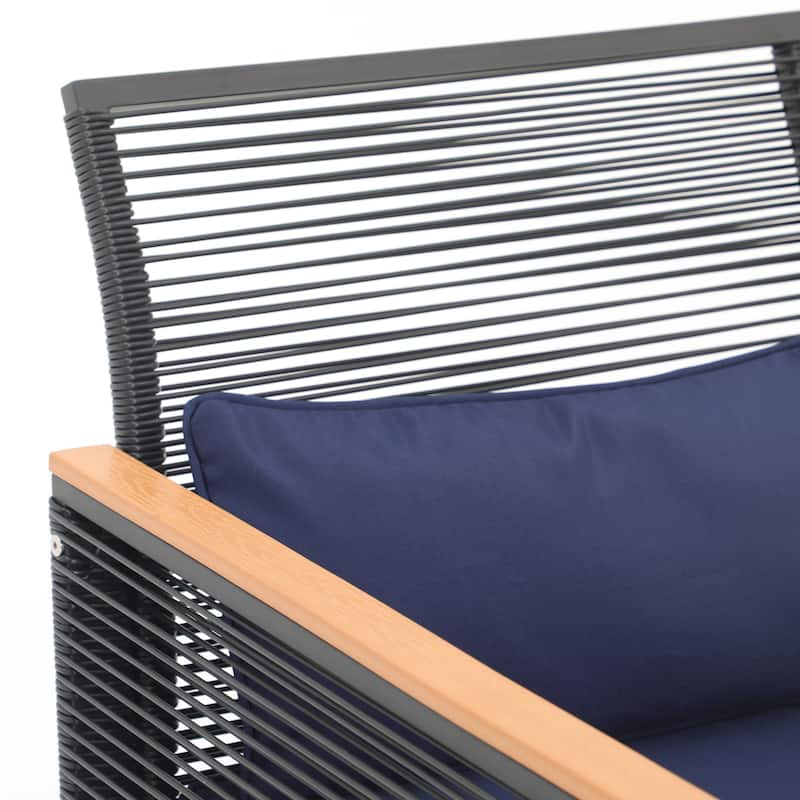 Outdoor 4-piece Wicker Patio Conversation Set