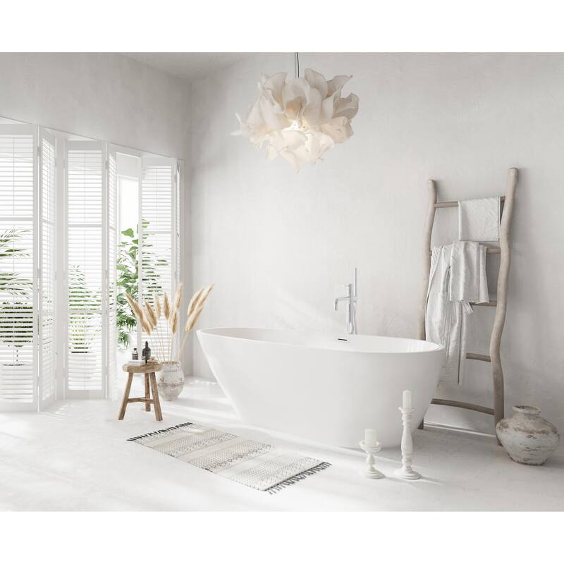 Hillary Bathtub in Glossy White
