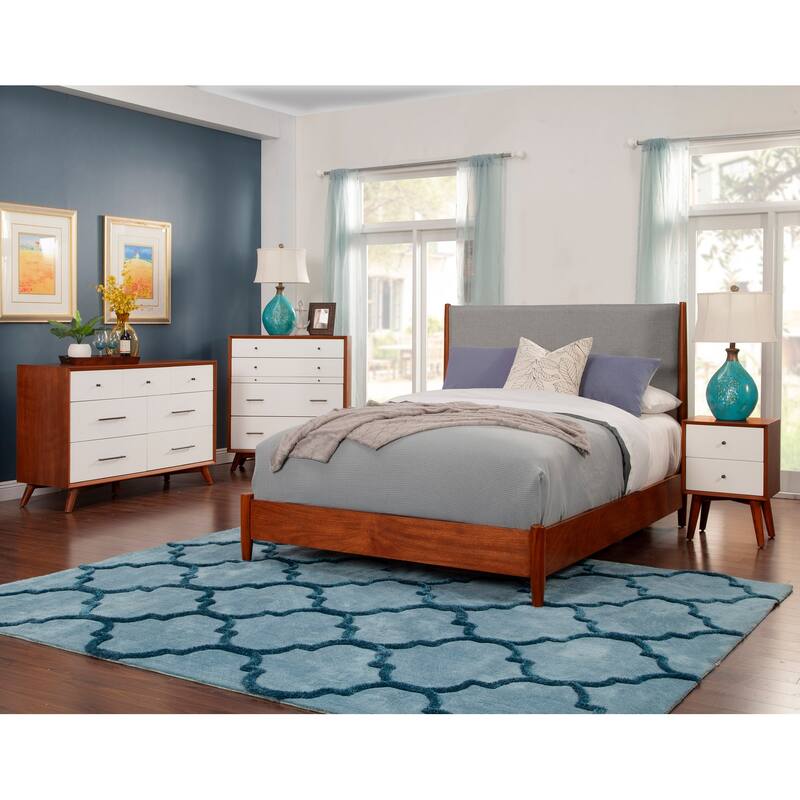 Two-Drawer Nightstand with Classic Design - Versatile Bedside Storage for Any Decor