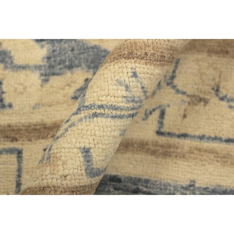 Hexagonal Trellis Floral Hand-Knotted Wool Area Rug