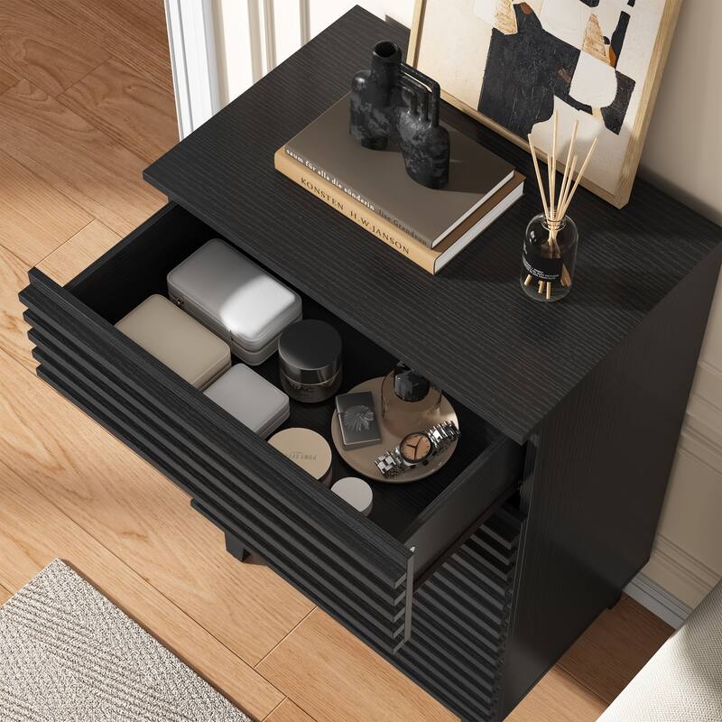 Fluted 4 Drawer Dresser 36" Tall Modern Chest of Drawers