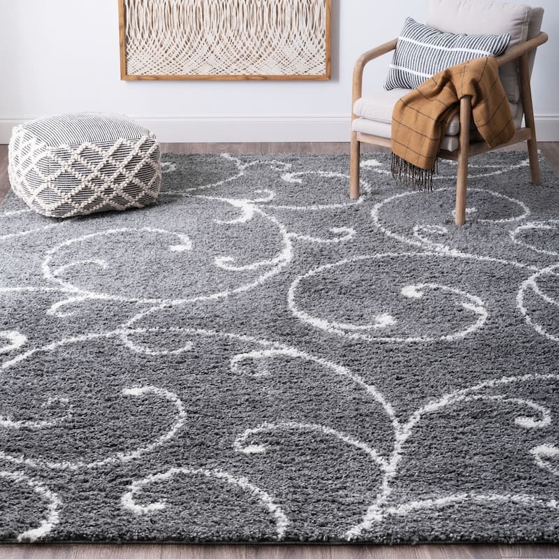 Sohni Shag Farmhouse Floral Indoor Area Rug - 5'3'' x 7'3'' - Gray