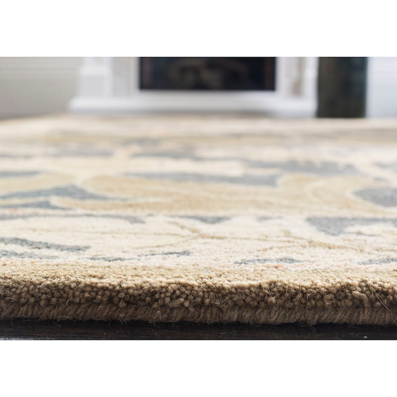 SAFAVIEH Handmade Anatolia Sevinj Traditional Oriental Wool Rug