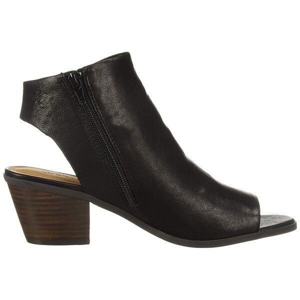 lucky brand baaka shield sandal