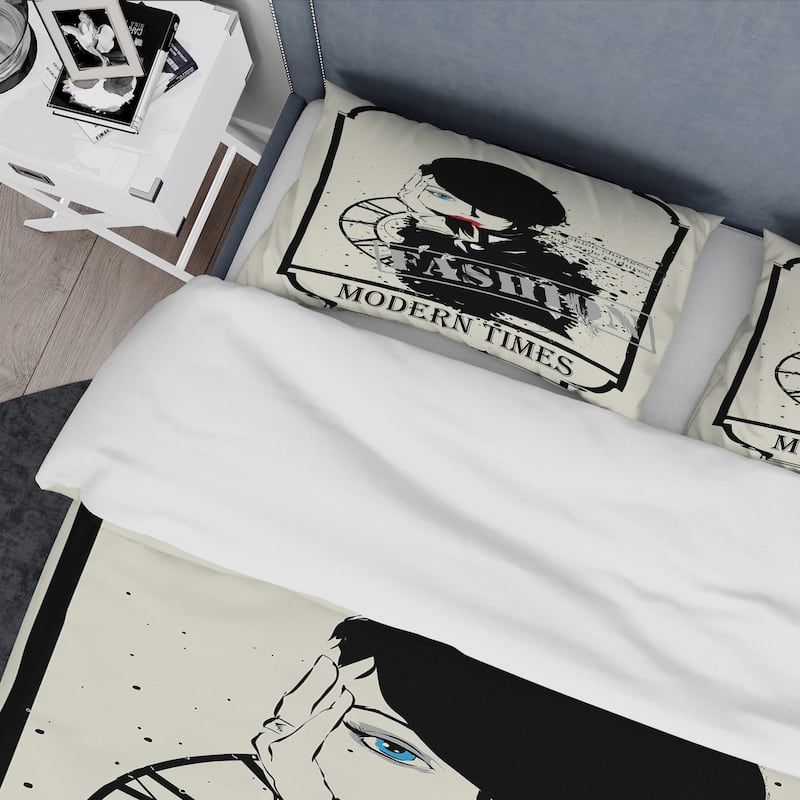 Designart 'Style Passion Life Fashion Girl VII' Vintage Duvet Cover Set