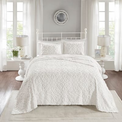 Madison Park Sarah Tufted Cotton Chenille Bedspread Set