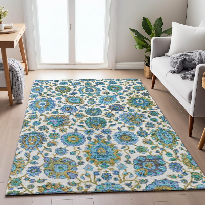 Machine Washable Indoor/Outdoor Traditional Farmhouse Chantille Rug