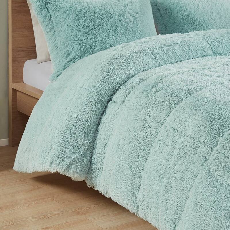 Full/Queen Ombre Shaggy Long Fur Comforter Mini Set