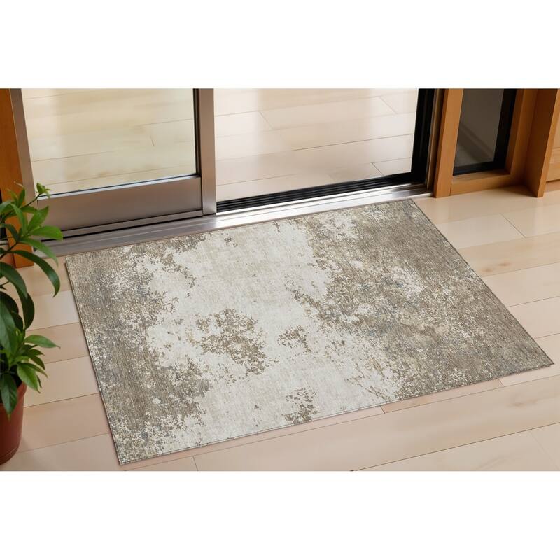 HomeRoots Abstract Transitional Rectangle Outdoor Rug - 3' x 5'