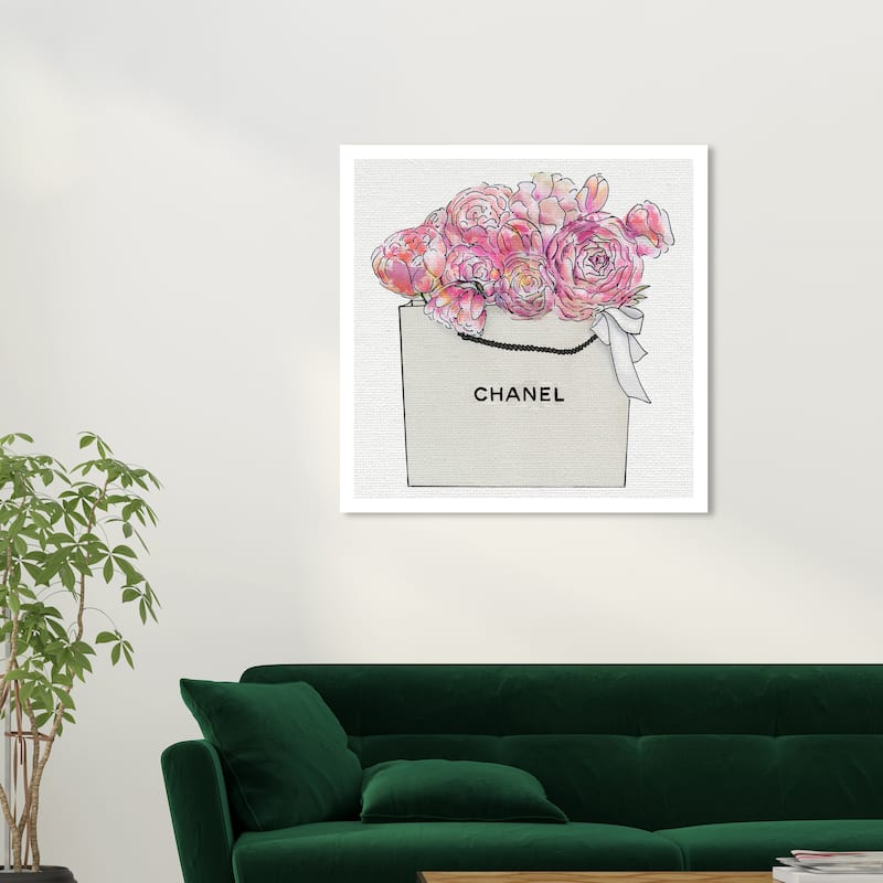 Wynwood Studio Prints Fashion and Glam Market Day Flowers White and Cream White Glam Wall Art Canvas Print - 30 x 30