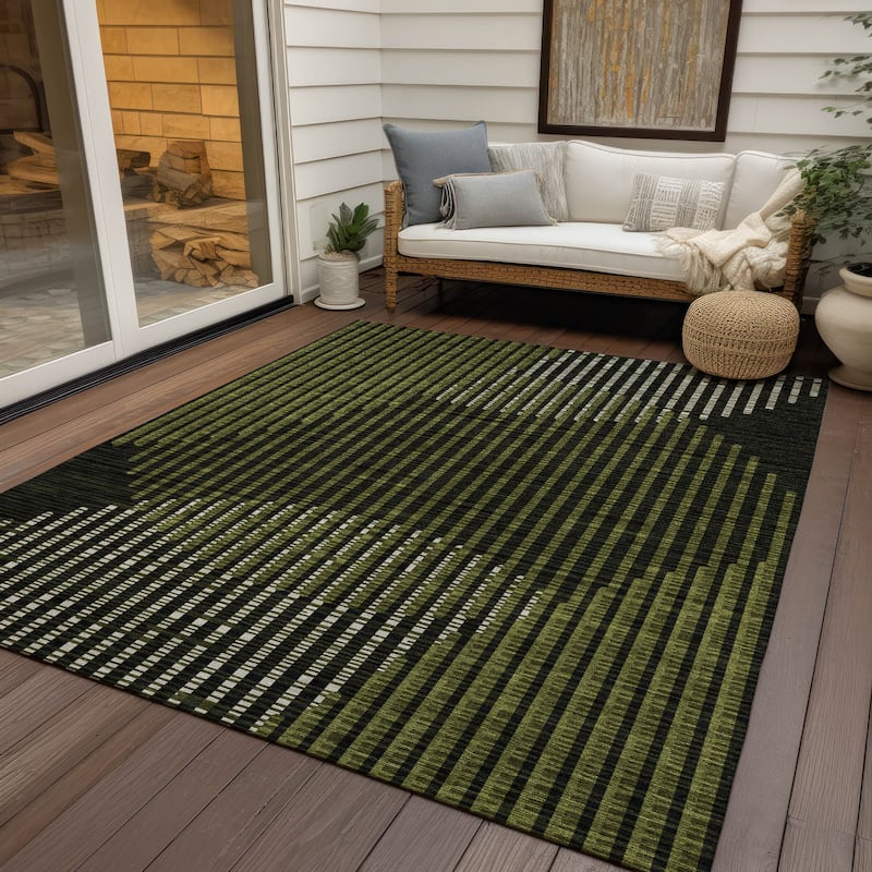 Machine Washable Indoor/ Outdoor Abstract Stripe Chantille Rug - Olive - 5' x 7'6"