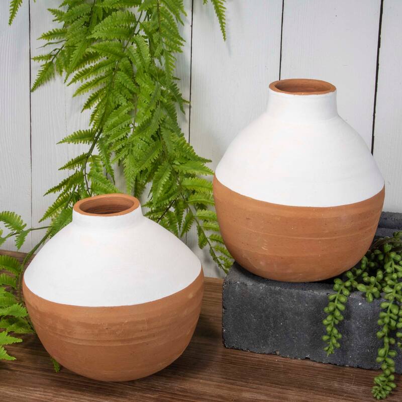 Foreside Home & Garden Wide White Painted Natural Terracotta Decorative Vase