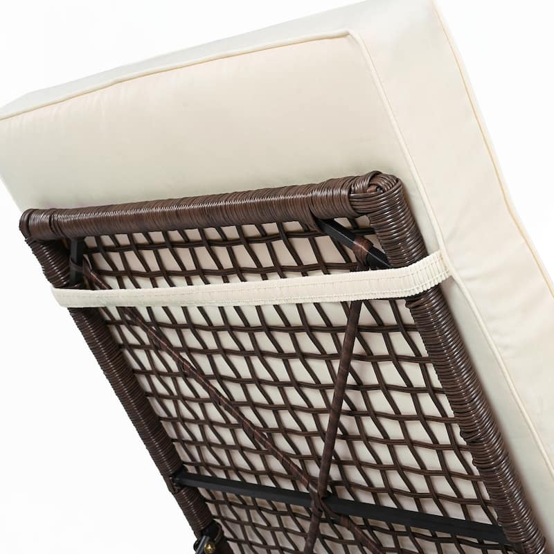 Outdoor Lounge Chair Set of 2(Brown and Beige)